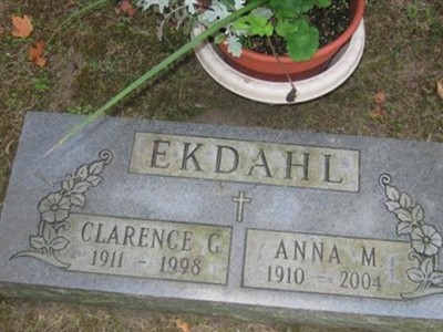 Clarence Ekdahl on Sysoon