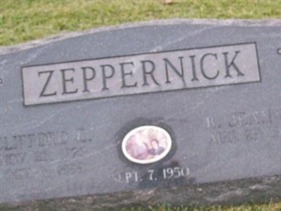 Clifford E Zeppernick on Sysoon