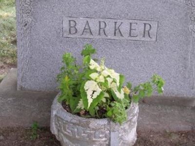 Clyde M Barker on Sysoon