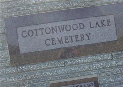 Cottonwood Lake Lutheran Cemetery on Sysoon