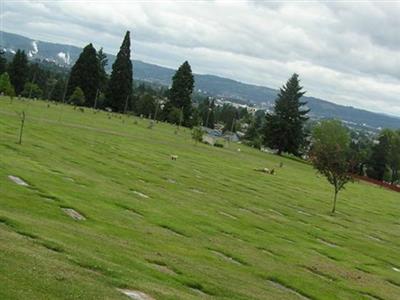 Cowlitz View Memorial Gardens on Sysoon