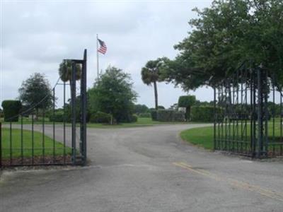 Crestlawn Cemetery on Sysoon