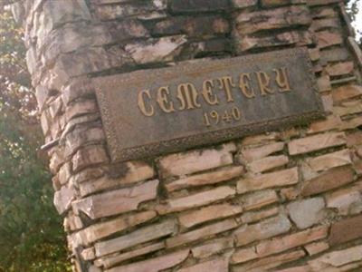 Crestwood Memorial Cemetery on Sysoon