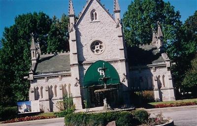 Crown Hill Cemetery on Sysoon