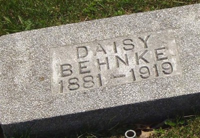 Daisy Dean Webb Behnke on Sysoon