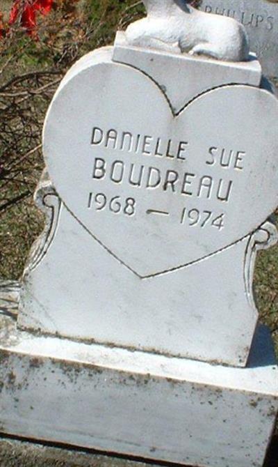 Danielle Sue Boudreau on Sysoon