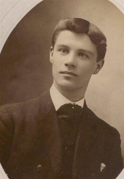David Thomas Alexander MacBeth on Sysoon