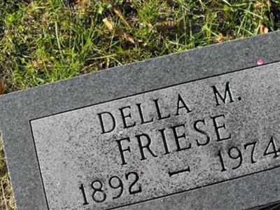 Della M Friese on Sysoon