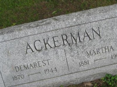 Demarest Ackerman on Sysoon