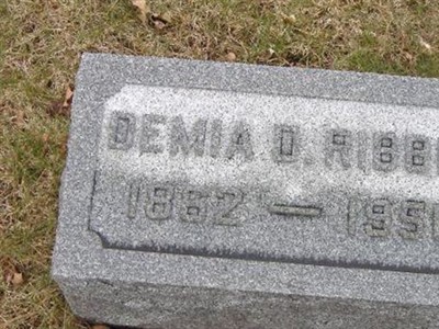Demia Delphine Ribble on Sysoon