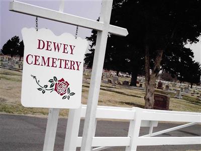 Dewey Cemetery on Sysoon