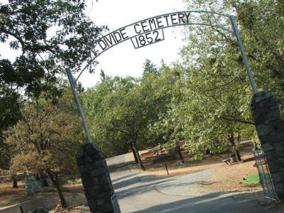 Divide Cemetery on Sysoon