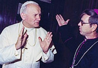 Dom Lino Vomboemmel O.F.M. on Sysoon