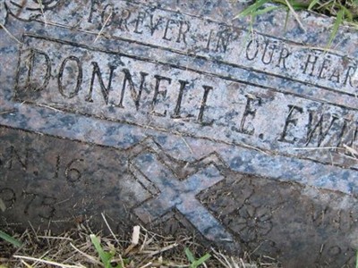 Donnell E Ewing on Sysoon