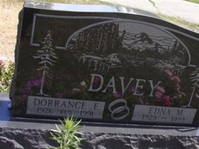 Dorrance E Davey on Sysoon