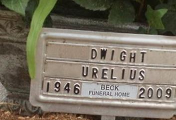 Dwight Urelius on Sysoon