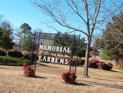 Dyer County Memorial Gardens on Sysoon