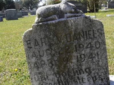 Earl Vaughan Daniels on Sysoon