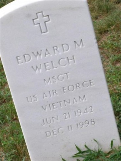 Edward M Welch on Sysoon