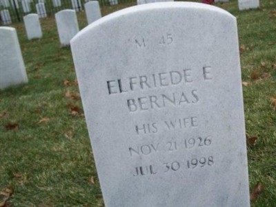 Elfriede E Bernas on Sysoon