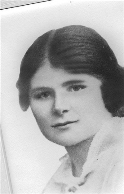 Elizabeth Merrifield Thomas on Sysoon