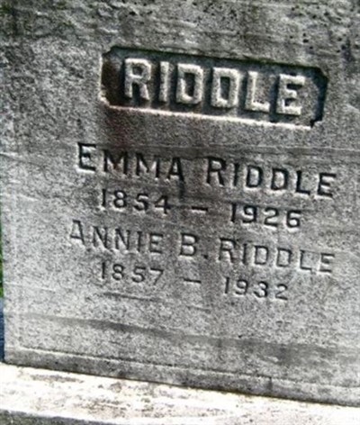 Emma Riddle on Sysoon