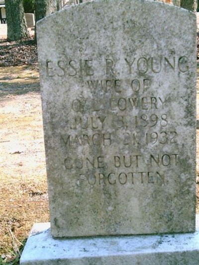 ESSIE R YOUNG LOWERY on Sysoon
