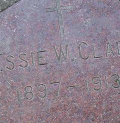 Essie W Clark on Sysoon