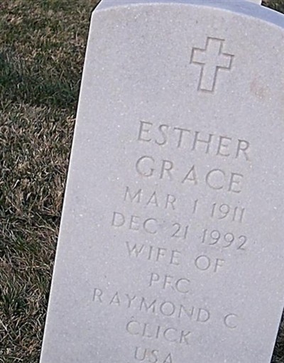 Esther Grace Click on Sysoon
