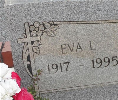 Eva L. Peeples on Sysoon