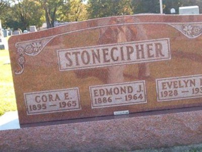 Evelyn M Stonecipher on Sysoon