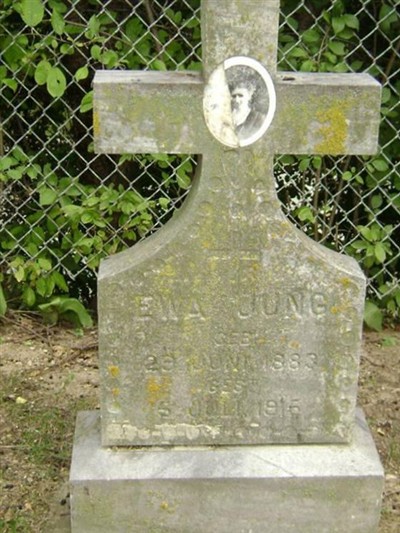 Ewa Jung on Sysoon