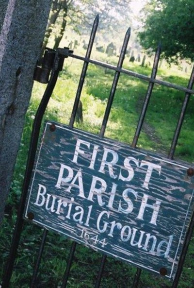 First Parish Burying Ground on Sysoon