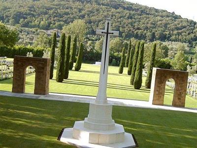 Florence (CWGC) War Cemetery on Sysoon