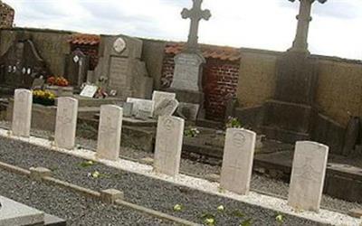 Froidmont Communal Cemetery on Sysoon