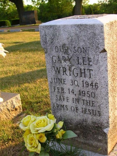 Gary Lee Wright on Sysoon
