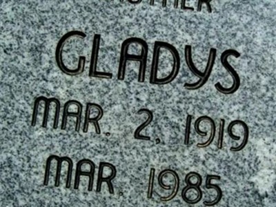Gladys Snapp on Sysoon
