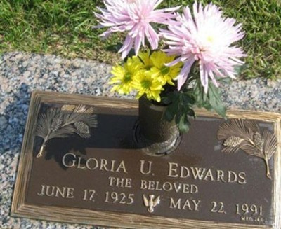 Gloria U. Edwards on Sysoon