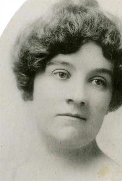 Gwen Knowlton on Sysoon