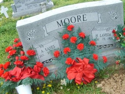 H. Laveda Crump Moore on Sysoon
