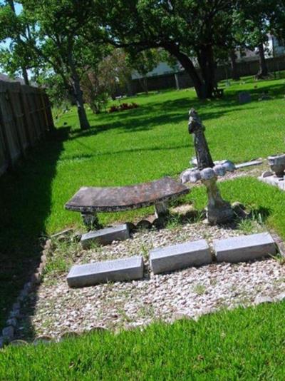 Hale's Half-Acre Pet Cemetery & Crematory on Sysoon