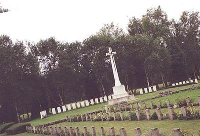 Hautrage Military Cemetery on Sysoon