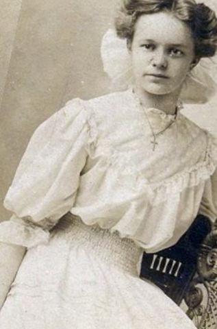 Hazel Alberta Cook Pingree on Sysoon