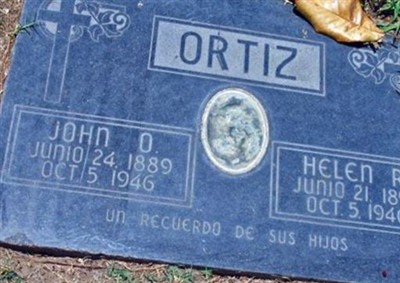 Helen R Ortiz on Sysoon