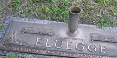 Helga Pearson Fluegge on Sysoon