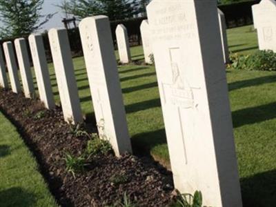 Heverlee War Cemetery on Sysoon