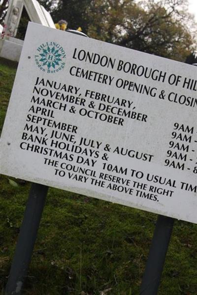 Hillingdon and Uxbridge Cemetery on Sysoon