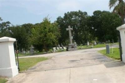 Holy Cross Cemetery on Sysoon