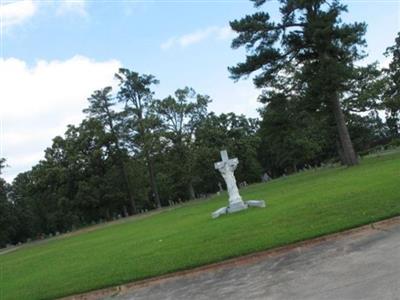 Holy Cross Cemetery on Sysoon