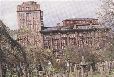 Howff Cemetery on Sysoon